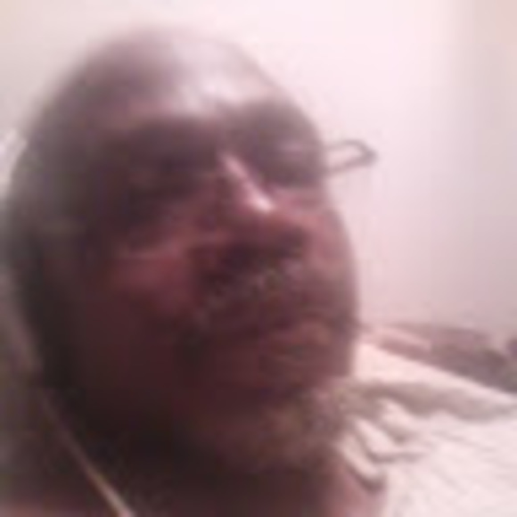 Meet your Posher, Maxwell - Picture 1 of 1